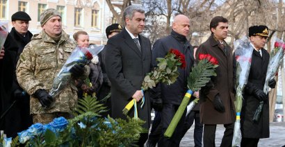 День Соборности Украины в Одессе. Возложение цветов к памятнику Тарасу Шевченко