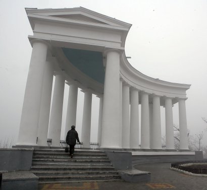 Над Воронцовской колоннадой вновь поиздевались вандалы
