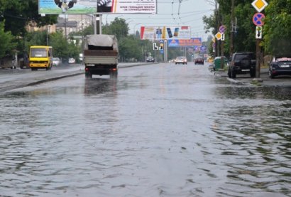 В Одессе борются с последствиями ливней