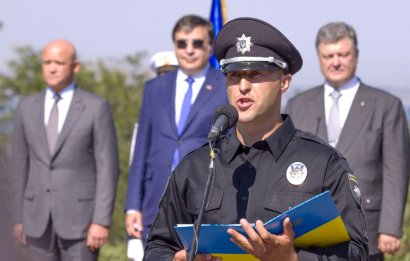 В Одессе приняли присягу сотрудники новой полиции