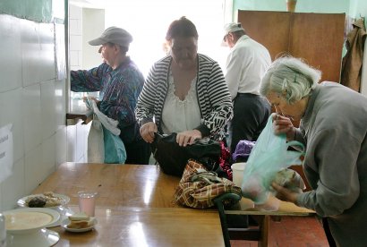 Трудами и заботами Виктора Станкевича в столовой "Ветеран" продолжают кормить бесплатными обедами неимущих одесситов и беженцев