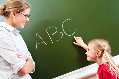 Правильно выбраем преподавателя иностранного языка для ребенка