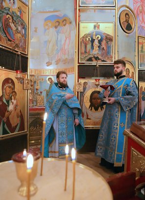 День памяти Иверской иконы Божией Матери в храме святой мученицы Татьяны при НУ "ОЮА"
