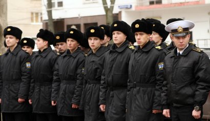 В сквере Героической обороны Одессы появилась Аллея морских лицеистов