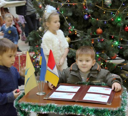 Почта Украинского Деда Мороза на Одесском Почтамте (фото)