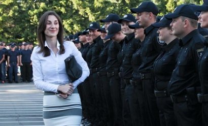 Одесским полицейским следует хорошенько…помочь поучиться
