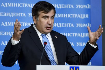 Саакашвили нужно сосредоточиться на решении проблем региона, - Администрация президента