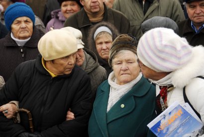 Украинцам предлагают повысить пенсионный возраст