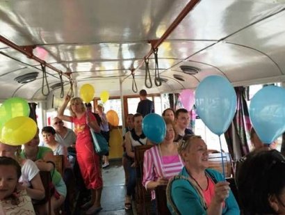 Одесских школьников приглашают 1 сентября прокатиться в «Праздничном трамвае»