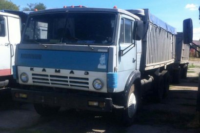Одесские полицейские задержали грузовик с "левым" зерном (фото)