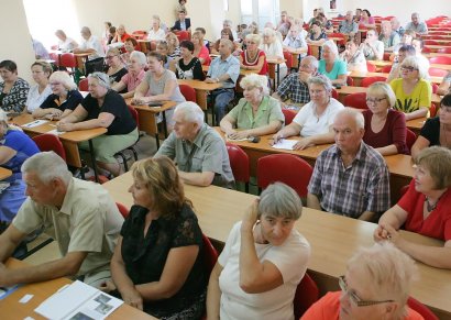 У пожилых студентов-компьютерщиков начался новый учебный год (фото)