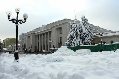 Президент инициирует введение в Конституцию возможности отзыва парламентариев