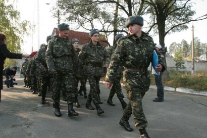 Повестки в военкоматы  получат мужчины с высшим образованием