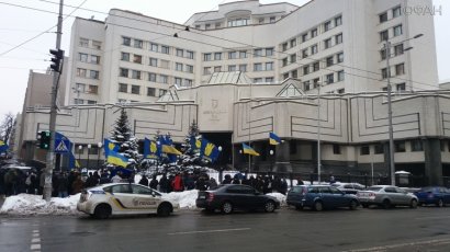 В Конституционном суде Украины судят… русский язык?