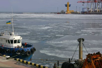 Красиво: В Одессе замерзло море (фото)