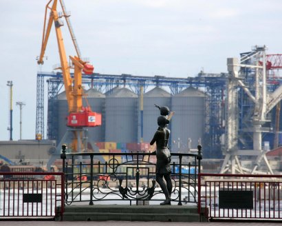 С подачи нардепа Кивалова АМПУ инициировал пересмотр портовых тарифов
