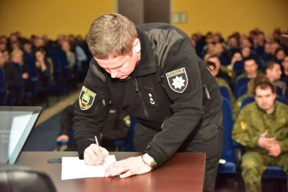 Полиция собирает подписи за лишение Парасюка неприкосновенности