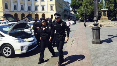Опасную бандгруппу задержали сегодня в Одессе патрульные полицейские
