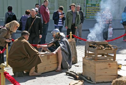 На Дерибасовской расположился лагерь римских легионеров