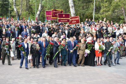 В День Победы на Аллее Славы возле памятника Неизвестному матросу прошли торжественные мероприятия &#8203;
