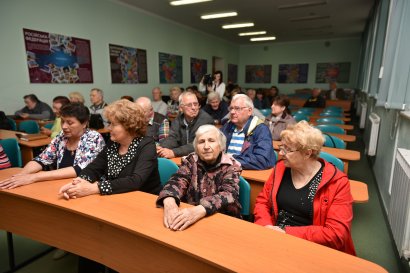 Пенсионеры Одессы активно осваивают компьютерные технологии