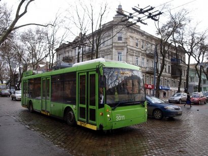 В Одессе стоят троллейбусы