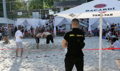 В Одессе прошел открытый кубок спортивного клуба «Мангуст» по пляжной борьбе, приуроченный к 16-летию клуба