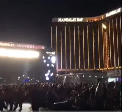 В Лас-Вегасе самый массовый расстрел в американской истории (ВИДЕО)