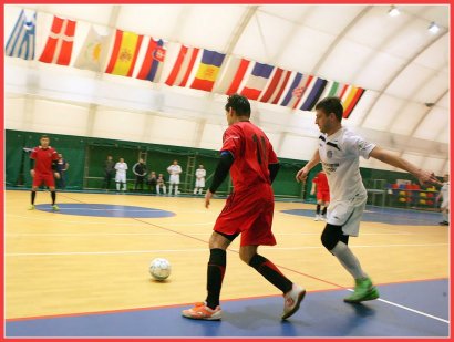 В спорткомплексе МГУ прошел открытый турнир по мини-футболу посвященный Дню юриста