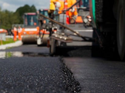 Провал на Львовской залатали, но движение не открыли