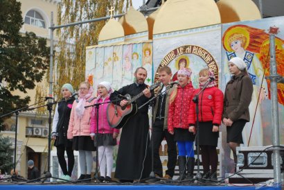 Праздник детского творчества в Иверском монастыре