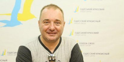 Активист одесского Евромайдана Марк Гордиенко призвал украинцев «смириться» с тем, что страна стала протекторатом США