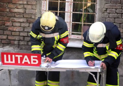 Сегодня в Одессе пожарные «подожгли» библиотеку
