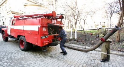 Сегодня в Одессе пожарные «подожгли» библиотеку