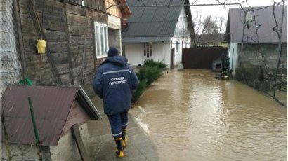 Паводок на Закарпатье: "вода наделала большой беды" ФОТО