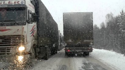 Грузовикам и крупногабаритному транспорту запрещен въезд в Одессу