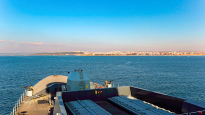 Ракетный эсминец НАТО вошел в Черное море 