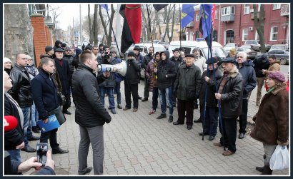 Одесские националисты требуют защиты у польского Президента