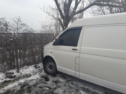 В Одессе автомобиль наехал… на своего водителя