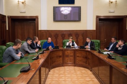 На заседании фракции Украинской морской партии депутаты обсудили предстоящую сессию городского совета