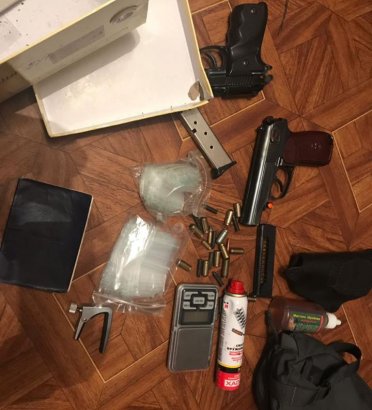У жителя Белгорода-Днестровского обнаружен склад оружия
