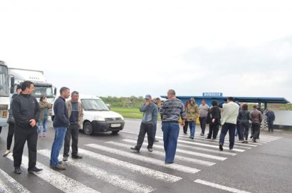 Жители Татарбунарского района провели мирную акцию протеста на трассе «Одесса-Рени»