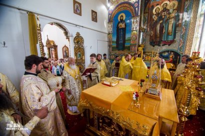 Митрополит Агафангел совершил освящение храма и Божественную литургию в Свято-Николаевском Измаильском мужском монастыре