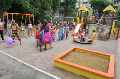 Накануне  Дня защиты детей в Одессе появилась новая детская спортивная площадка