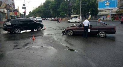 Очередное столкновение автомобилей произошло накануне в Одессе