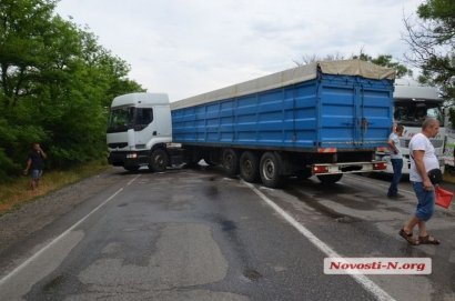 Трасса «Одесса-Николаев» была заблокирована более часа