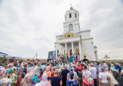 Митрополит Агафангел совершил освящение главного храма в честь Покрова Божией матери Свято-Покровского скита с. Мариновка Беляевского района (Видео)