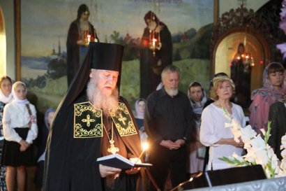 Крестный ход в честь годовщины крещения Руси в фото