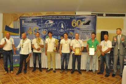 В Одессе чествовали победителей 18-й яхтенной регаты на Кубок портов Чёрного моря