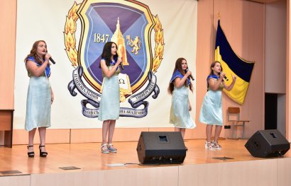 Таланты поют об Одессе: прошел второй отборочный этап вокального конкурса